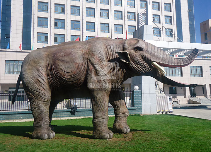 仿真動物加入游樂園 打造全新互動玩法